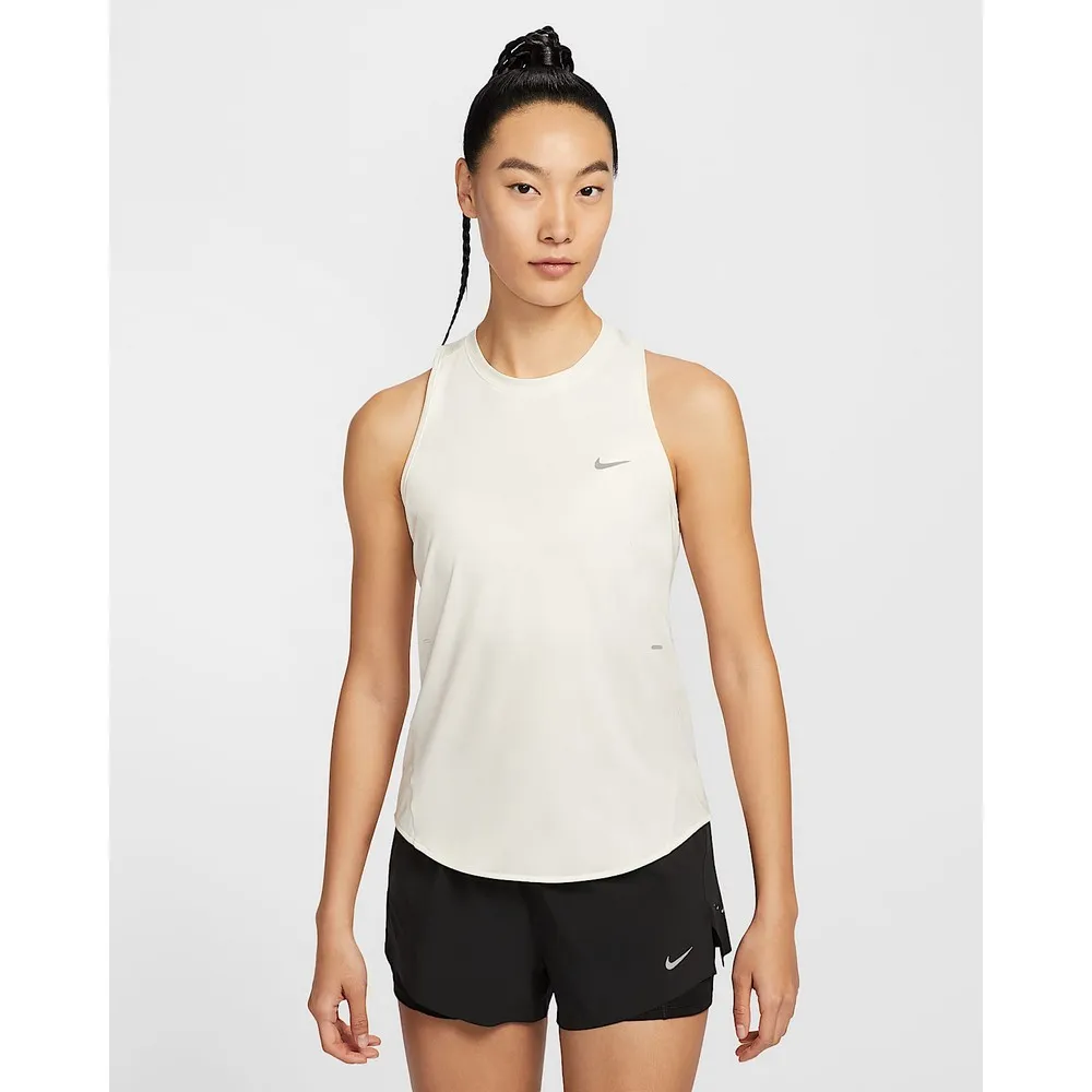 【NIKE 耐吉】背心上衣 運動背心 Dri-FIT 女款 AS W NK SWIFT DF TANK TOP 米白色(HQ0621133)