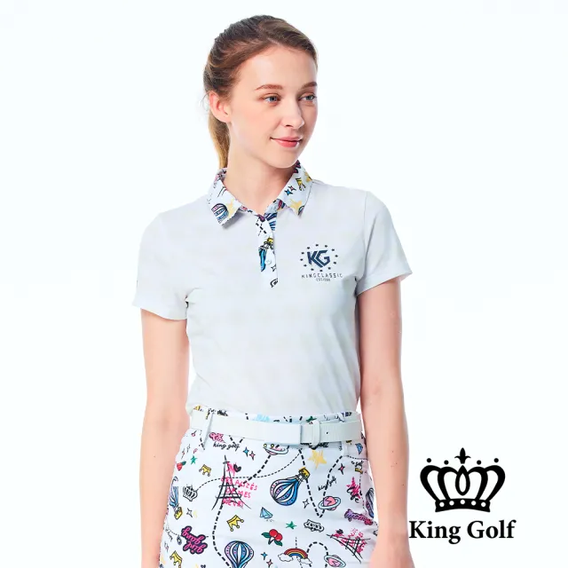 【KING GOLF】網路限定款-女款星星滿版底圖撞色塗鴉領口印花POLO衫/高爾夫球衫-白色