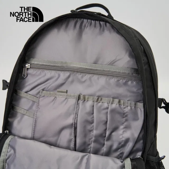 【The North Face】北面男女款黑色DWR防潑水休閒後背包|CF9C4GZ(筆電包/登山包)