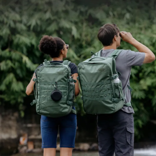 【CabinZero】英國輕旅登機大容量後背包44L 軍用款2.0(防潑水 登山背包 旅行後背包)