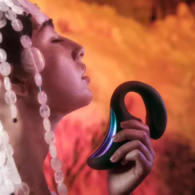 【LELO】ENIGMA™ Double Sonic 智能聲波吸吮+G點按摩器-暴風黑