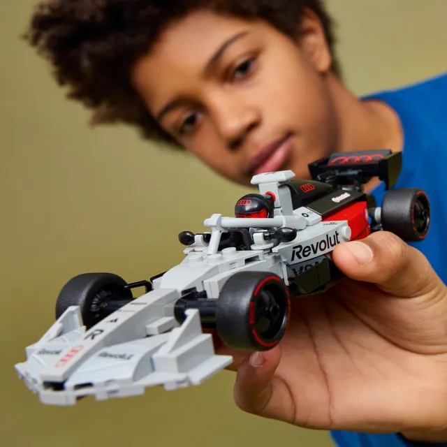 【LEGO 樂高】極速賽車系列 77259 Audi Revolut F1 Team R26 賽車(奧迪 模型車 玩具 積木)