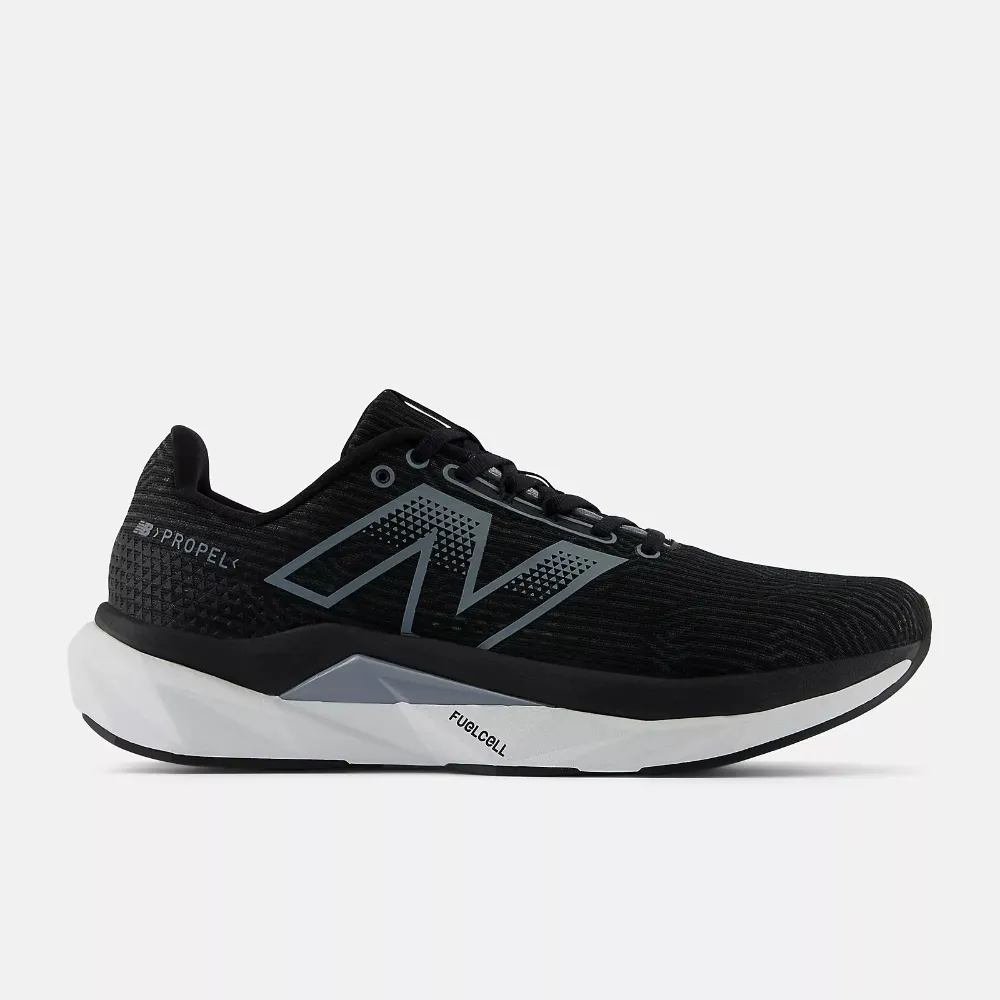 【NEW BALANCE】FuelCell Propel V5 運動鞋 慢跑鞋 男鞋 黑 2E楦 寬楦 NB(MFCPRLB5)