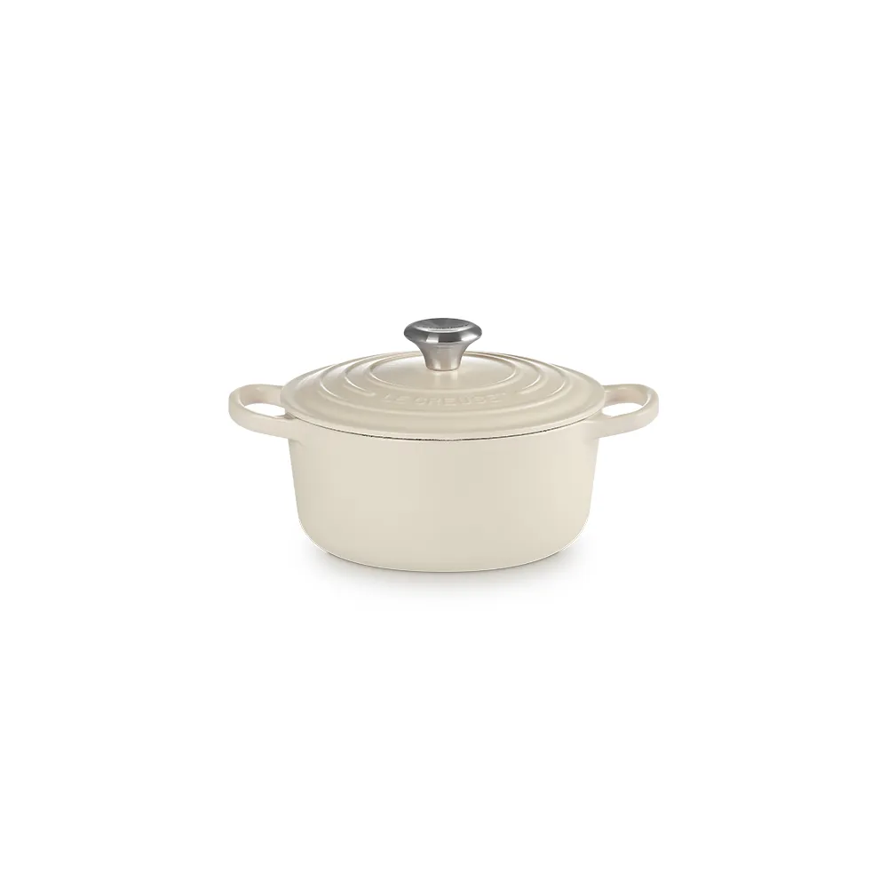 【Le Creuset】典藏琺瑯鑄鐵鍋圓鍋 18 cm(杏仁奶茶-鋼頭-內鍋白)