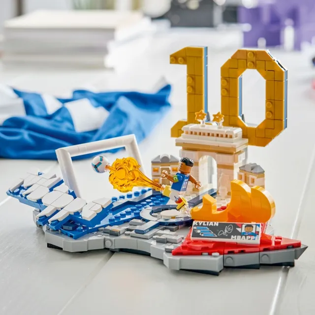 【LEGO 樂高】Editions 43013 Kylian Mbapp☆－足壇焦點(姆巴佩 居家擺設 禮物 玩具)