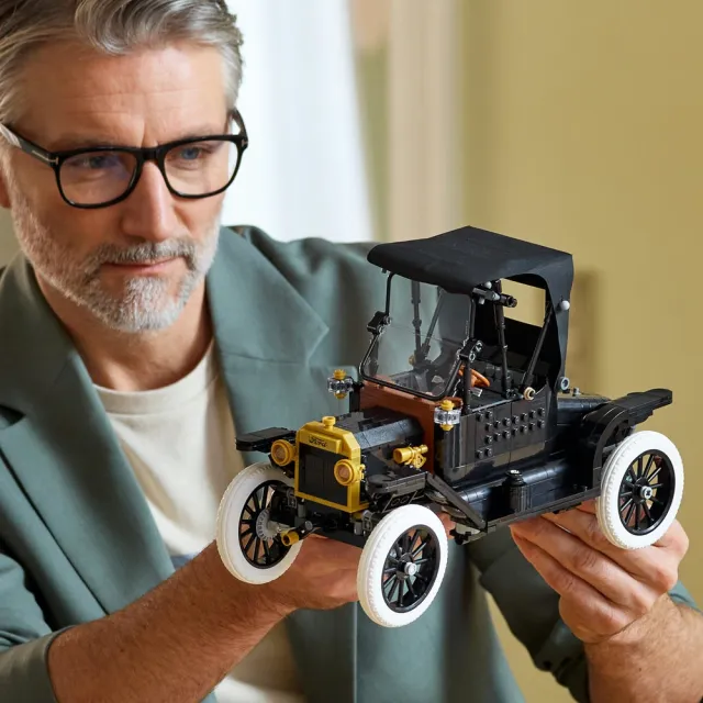 【LEGO 樂高】Icons 11376 Ford Model T(賽車 福特汽車 居家擺設 積木 禮物)