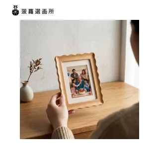 【菠蘿選畫所】櫸木雲朵相框(包含內襯卡紙) 原木相框 波浪邊框 辦公桌擺飾 拍立得收納 明信片框 6吋
