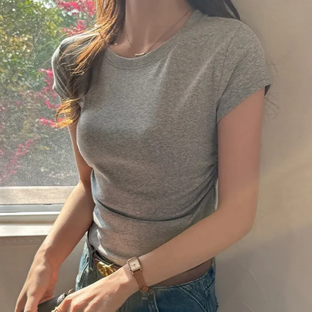 【D.studio】韓版美式氣質短版上衣 短袖上衣 衣服 夏天女裝 短板上衣 短版t恤 短袖t恤 素T 運動上衣 T701
