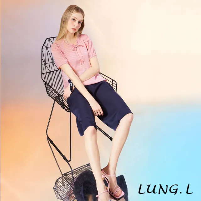 【LUNG.L 林佳樺】LW48A 粉色甜美領荷葉綁結短袖女裝上衣（加大尺碼）