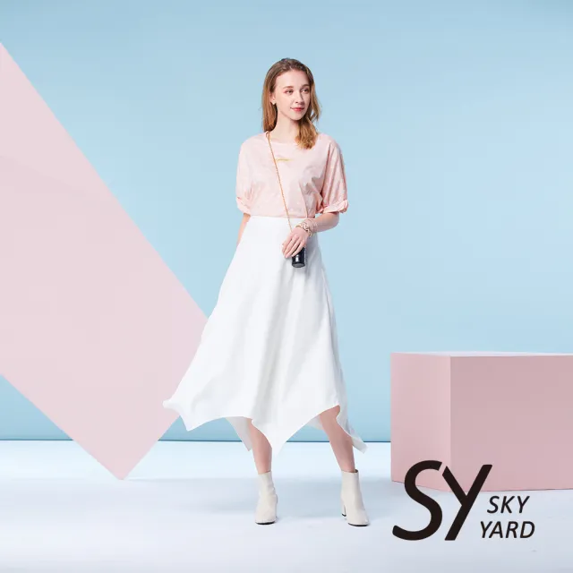 【SKY YARD】網路限定款-抓褶澎袖滿版點點印圖造型上衣-粉橘色