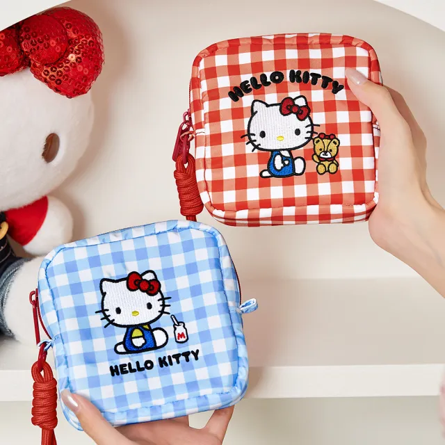 【HELLO KITTY】雙11 凱蒂貓格紋造型方形隨身收納包(拍立得包/零錢包/化妝包)