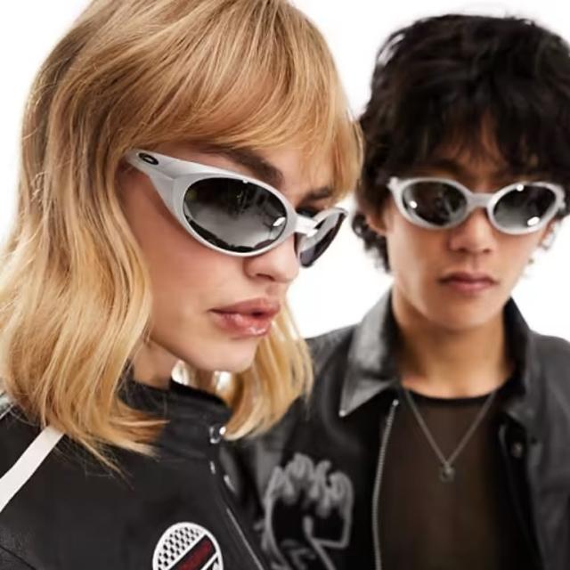 【Oakley】Eye Jacket™ Redux 偏光運動抗UV太陽眼鏡(OO9438-05 Prizm Black Polarized 鏡片)