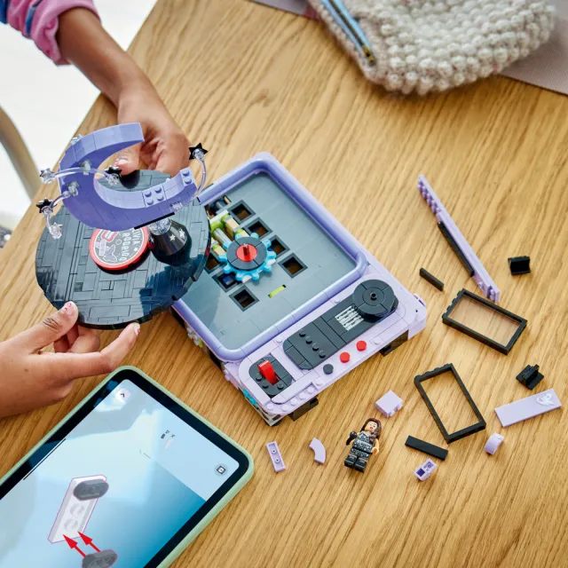 【LEGO 樂高】Editions 43029 奧莉維亞．羅德里戈的演唱會之月(創意遊戲 居家擺設 禮物 玩具)