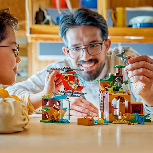 【LEGO 樂高】侏羅紀世界系列 77981 迅猛龍、劍龍和無齒翼龍救援(恐龍 創意遊戲 禮物 兒童玩具)