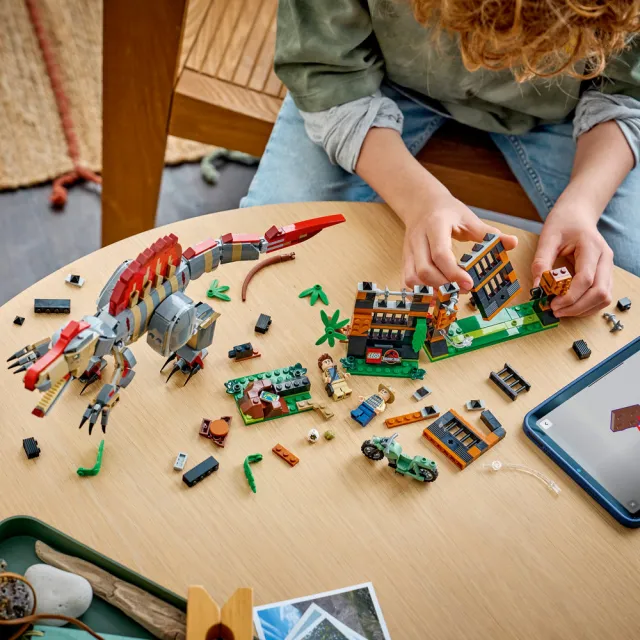【LEGO 樂高】侏羅紀世界系列 77982 棘龍大脫逃(恐龍 創意遊戲 禮物 兒童玩具)