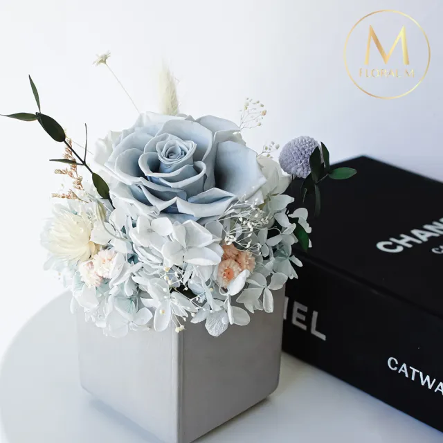 【Floral M】Silver Grey 高級灰質感花園永生花禮(乾燥花/永生花/情人節花禮/生日禮物/開幕花禮/居家擺飾)