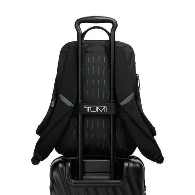 【TUMI】TUMI Axis 中型後背包 20L - 黑