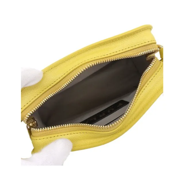 【FURLA 芙拉】WB01083 法國經典素面防刮牛皮迷你金扣斜背包(黃色)