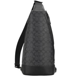 【COACH】Dominic黑灰PVC滿版LOGO胸包斜/後背包