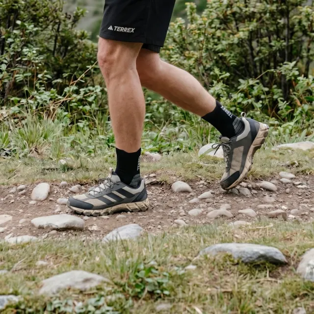 【adidas 愛迪達】TERREX ROCKADIA 登山鞋 男鞋 KZ5641