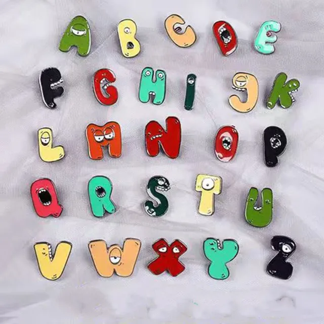 【MISA】英文徽章 字母徽章/搞怪萌趣英文字母造型徽章 胸章 胸針(26款任選)