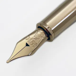 【MONTBLANC 萬寶龍】傳承系列紅與黑「迷你」特別版象牙色鋼筆 F 尖(128120)
