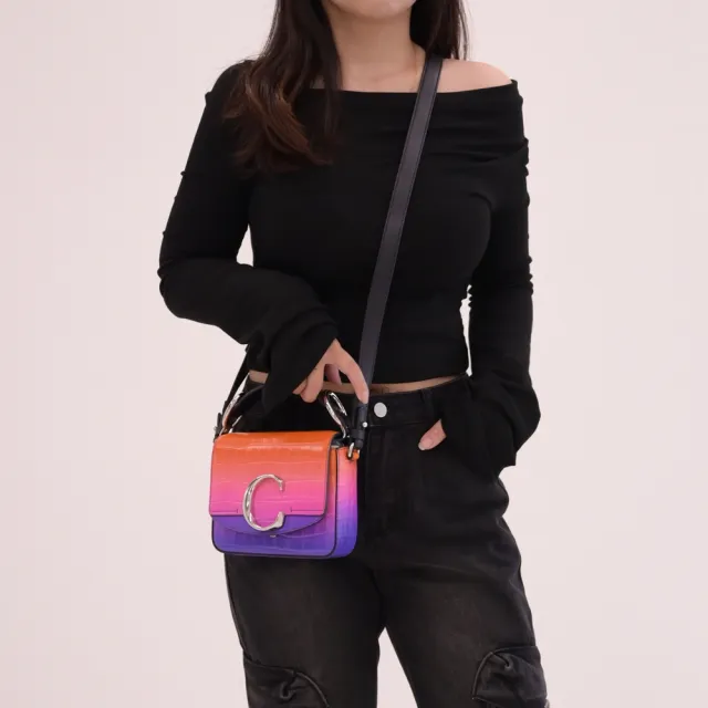 【Chloe’ 蔻依】Mini 品牌字母C LOGO拼接手提二用小包(紫橘)