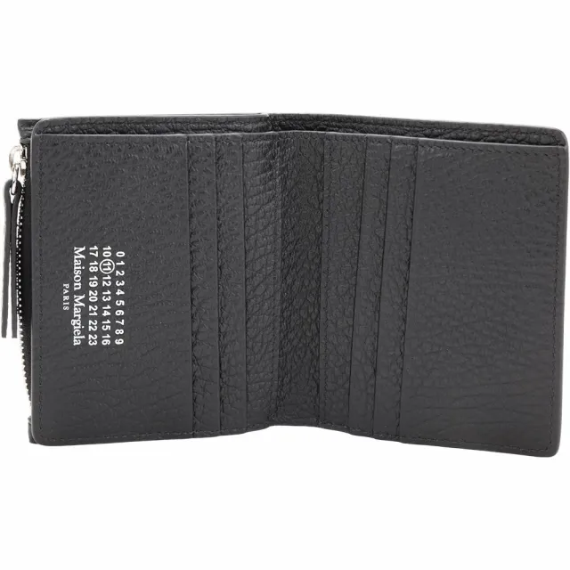 【Maison Margiela】四針縫線粒面牛皮8卡短夾(黑色)(拉鍊錢包 卡夾 皮夾)