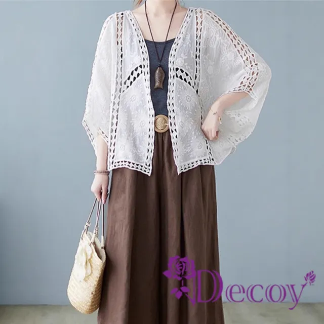 【Decoy】鏤空復古 五分飛鼠袖重工勾花罩衫外套/白