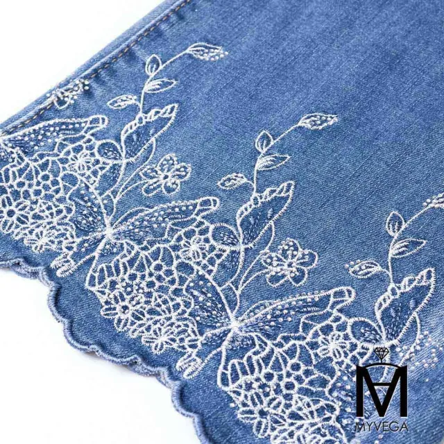 【MYVEGA 麥雪爾】MA棉質燙鑽花卉刺繡鬆緊腰直筒九分牛仔褲-藍(日系/丹寧/牛仔褲/寬褲/擴腿褲)