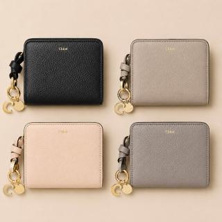 【Chloe’ 蔻依】ALPHABET 燙金 LOGO 小牛皮拉鍊短夾(任選)