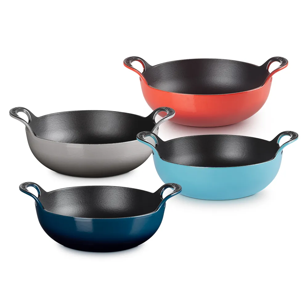 【Le Creuset】琺瑯鑄鐵鍋巴蒂鍋24cm(極光午夜藍/櫻桃紅/迷霧灰/土耳其藍  4色選1)