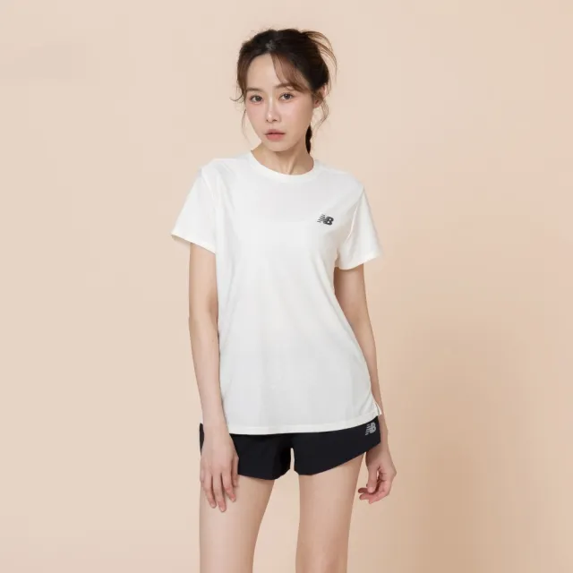 【NEW BALANCE】NB短袖上衣 女 美規 米白 WT6280DTAGA