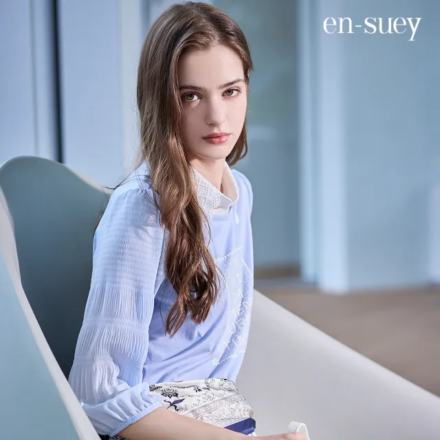 【en-suey 銀穗】EU異素材剪接發泡印T恤上衣-女