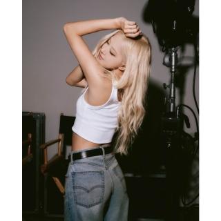 【LEVIS】Levis ROSE 樸彩英同款 Essential羅紋背心 / Shiraz 女生上衣 人氣新品 00ATX-0000
