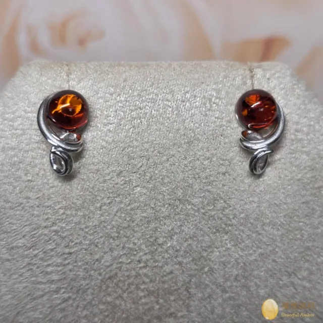 【優雅琥珀】來自波蘭 干邑色琥珀耳環(波蘭設計製造  925純銀)
