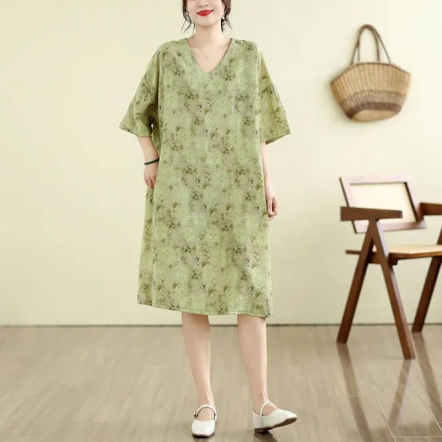 【AKARA】涼爽雪紡紗清新花系列短袖長裙洋裝 中大尺碼 L-3XL