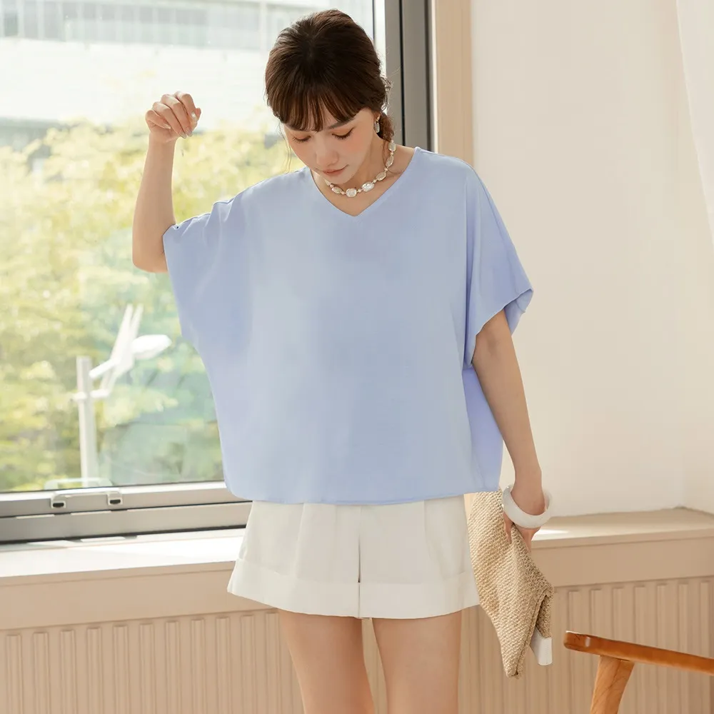 【OB 嚴選】簡約素面後打褶連袖寬鬆上衣 《AB21230-》 適 M~XL