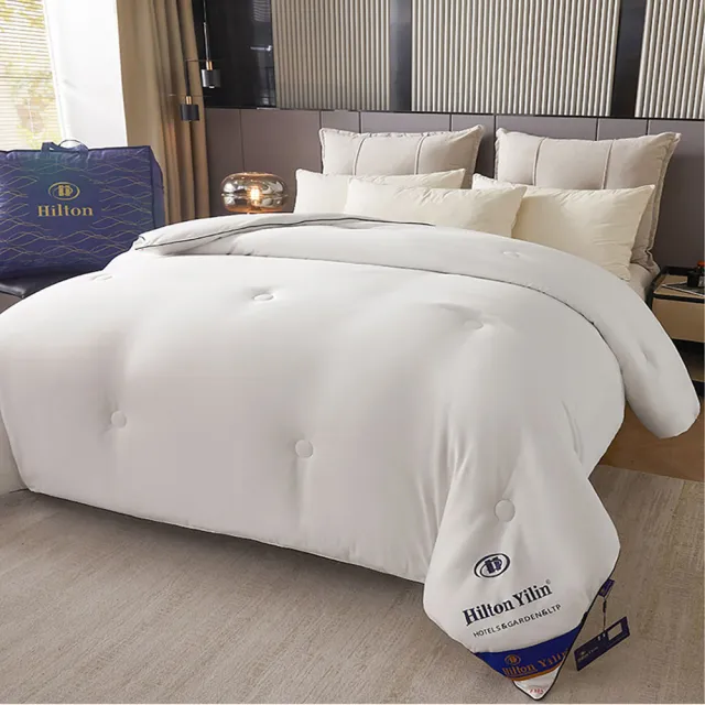 【Hilton 希爾頓】五星飯店級蠶絲被150×200CM(媲美鵝絨被蓬鬆觸感、輕盈保暖、雲朵般睡眠體驗)