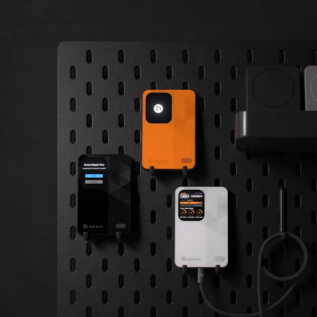【ADAM 亞果元素】VIONTA  M5 5000mAh 磁吸無線行動電源(標示Wh/3C認證/可上飛機)