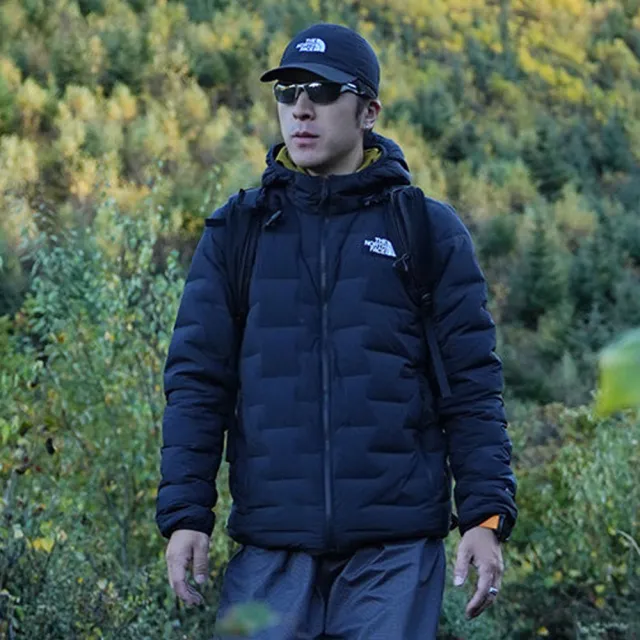 【The North Face】北面男款黑色DWR防潑水羽絨外套|8DWVJK3
