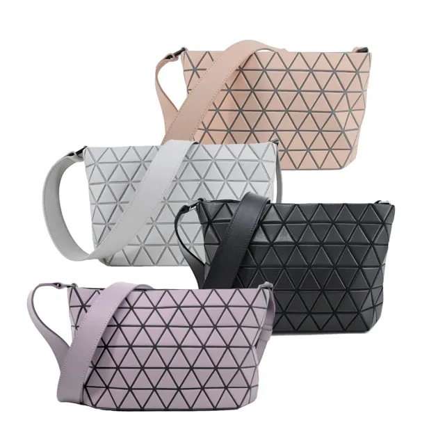 【ISSEY MIYAKE 三宅一生】CRYSTAL MATTE牛皮啞光側肩背包(多色選)