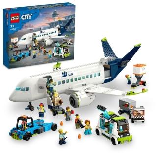 【LEGO 樂高】城市系列 60367 客機(兒童玩具 飛機模型 益智積木 機場角色扮演 互動遊戲 STEM 禮物 7歲以上)