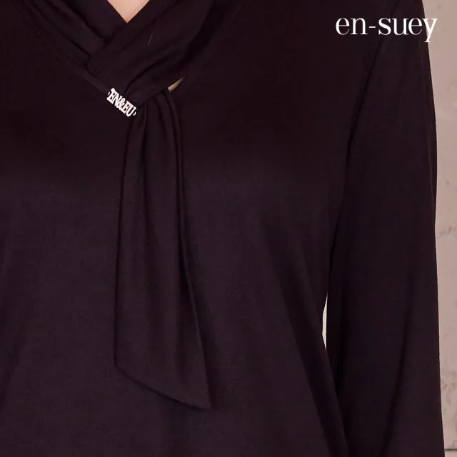 【en-suey 銀穗】EU領巾式彈性T恤上衣-女