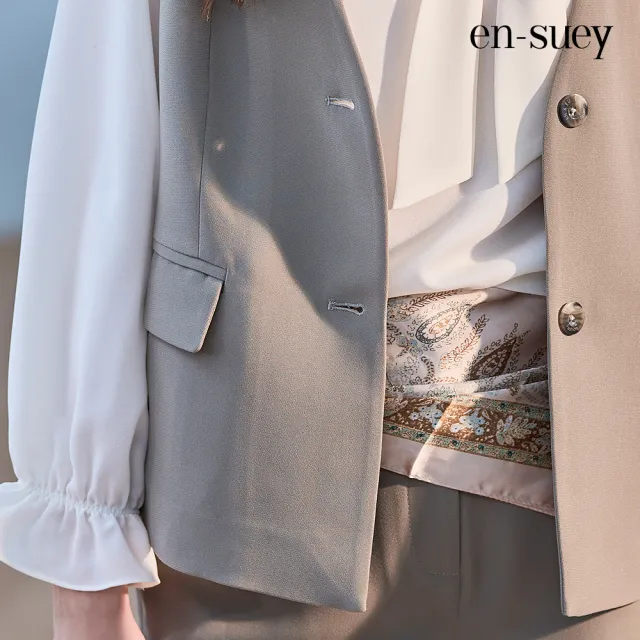 【en-suey 銀穗】EU都會感對稱袋蓋背心外套-女