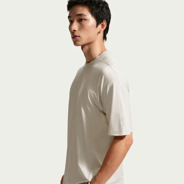 【NIKE 耐吉】短袖上衣 男 T恤 運動 排汗 AS M NK DF 24.7 IS LGT SS TOP 米 IQ8274-104