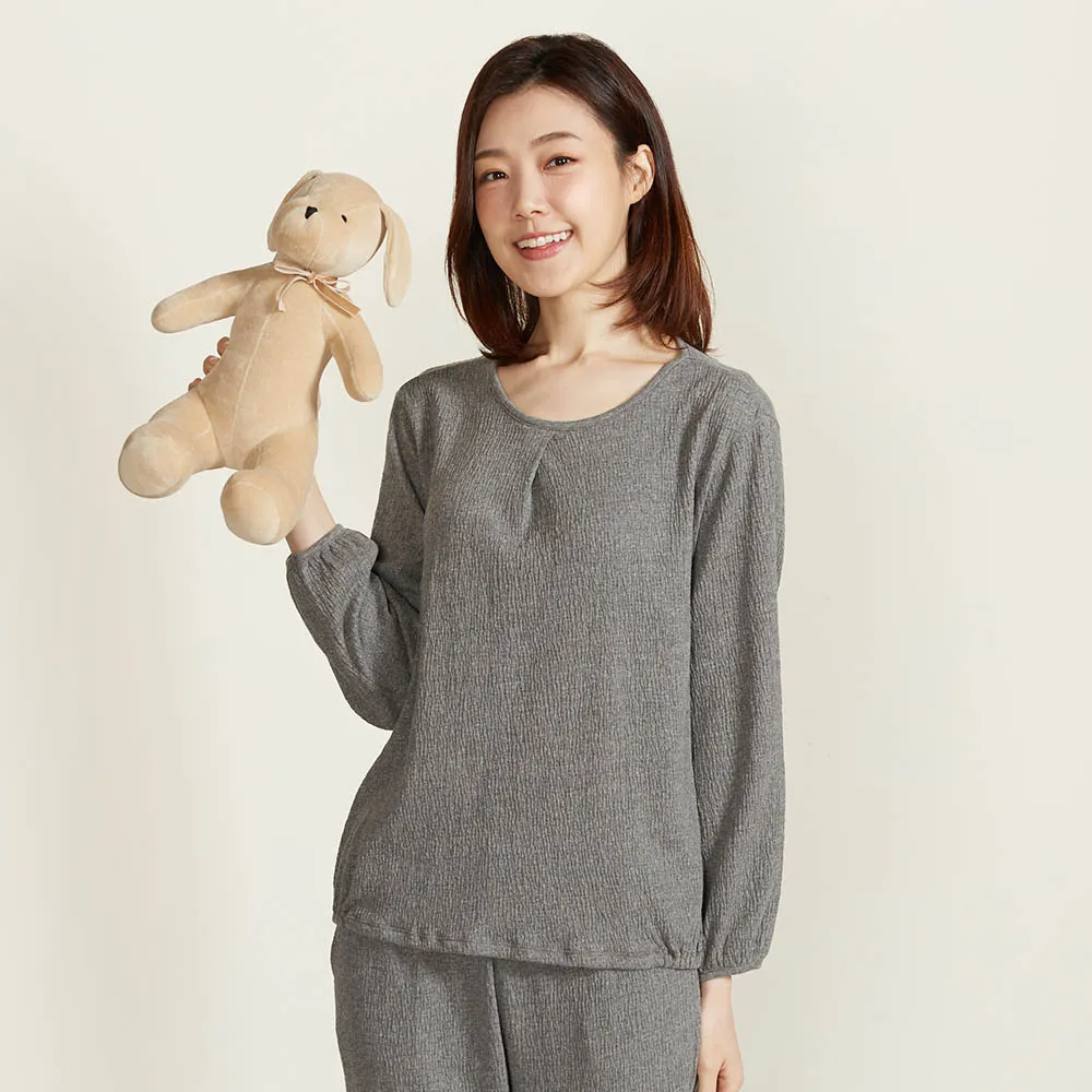 【YVONNE 以旺傢飾】乖乖坐姿狗玩偶-蜜茶棕