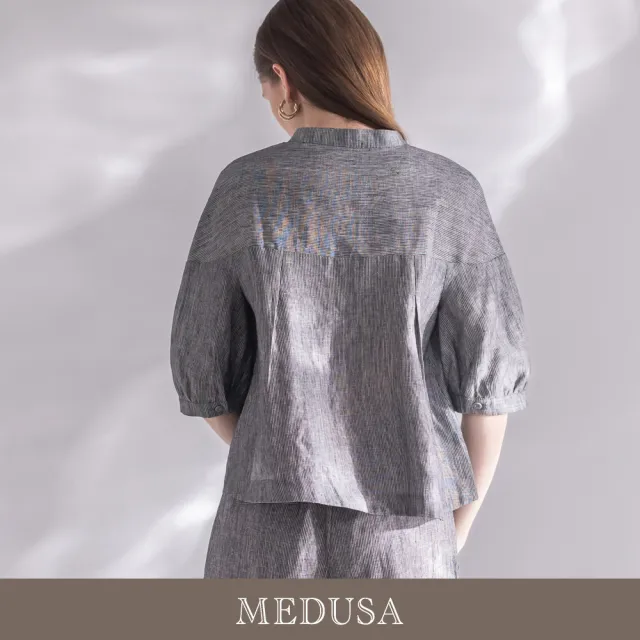 【MEDUSA 曼度莎】現貨-霧灰亞麻排釦圓領傘擺上衣（M-XL）｜女短上衣 亞麻上衣 休閒穿搭