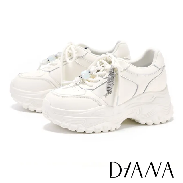 【DIANA】晶透串珠水鑽飾釦牛皮厚底休閒鞋 白色