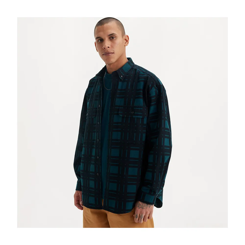 【LEVIS】Skateboarding™ 男款街頭寬鬆版長袖條格紋外套式襯衫 上衣 熱賣單品 A0953-0010